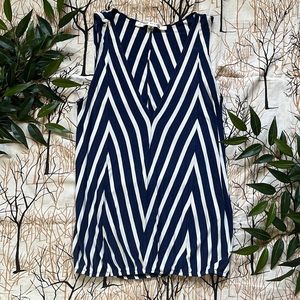 Max Studio Stretchy Striped Sleeveless Top Size Medium